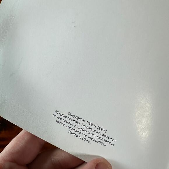 Vintage 1996 Discover Insects Paperback Book - Picture 2 of 8